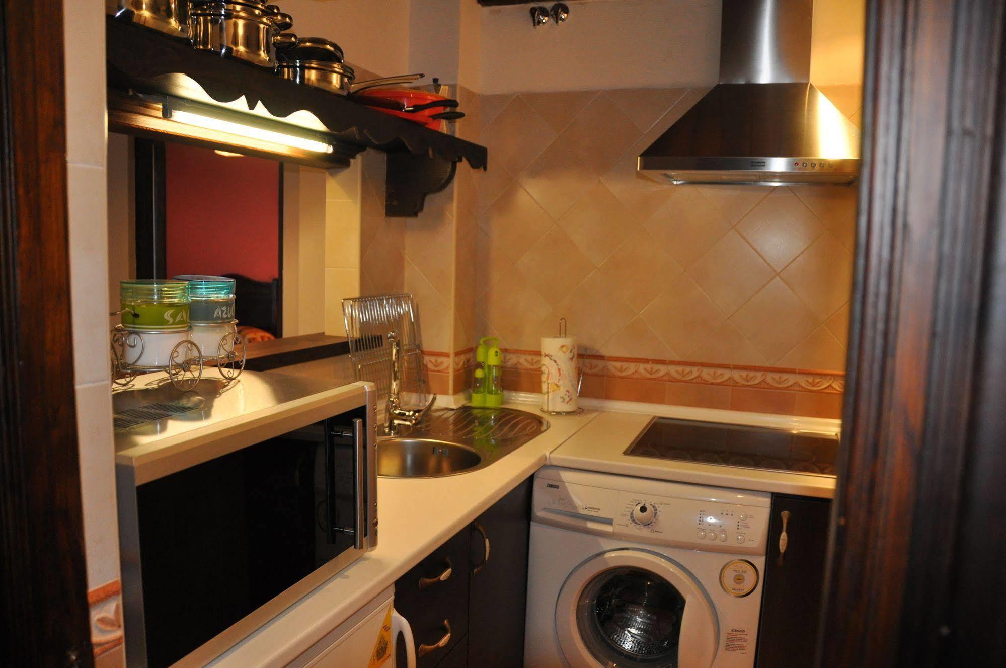 Apartamentos El Mirador Del Soto Sotoserrano Εξωτερικό φωτογραφία